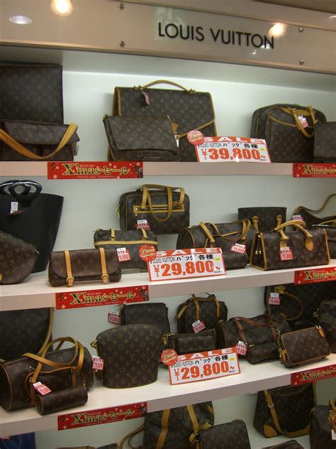 tokyo louis vuitton second hand|2nd hand Louis Vuitton handbags.